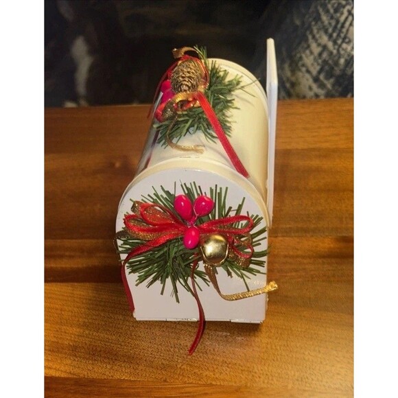 Christmas Music Box Mailbox - Picture 3 of 7